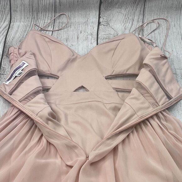 Hailey Logan Adrianna Papell Blush Pink Cutout Chiffon Mini Cocktail Dress 5/6 - Picture 7 of 9